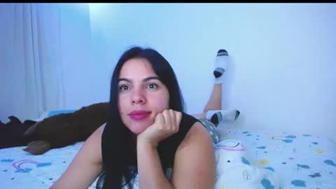 Snapshot of giorivera199 chatting on February 2025 07:00:01 AM GIO RIVERA online show from February 2025 07:00:01 AM