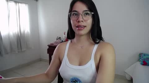 Snapshot of giorivera199 chatting on October 2025 03:20:02 PM GIO RIVERA online show from October 2025 03:20:02 PM