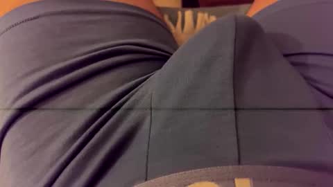 giovaa23 online show from May 2026 08:03:02 PM