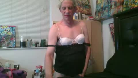 giovanna132008 online show from October 2025 07:44:02 PM