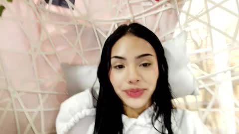 Snapshot of giovanna_oliveria chatting on February 2026 11:01:02 PM giovanna_oliveria online show from February 2026 11:01:02 PM