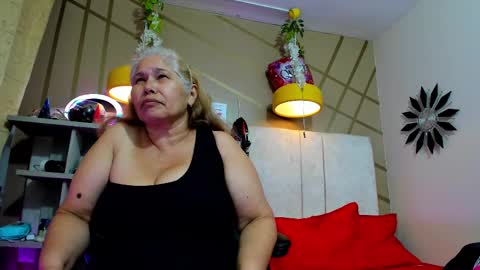 Snapshot of girl_amada chatting on March 2025 07:51:02 AM Girl Amada online show from March 2025 07:51:02 AM