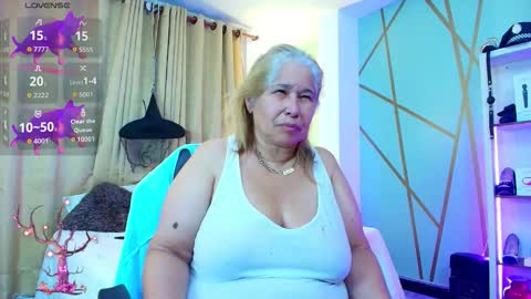 Snapshot of girl_amada chatting on October 2025 08:56:02 AM Girl Amada online show from October 2025 08:56:02 AM