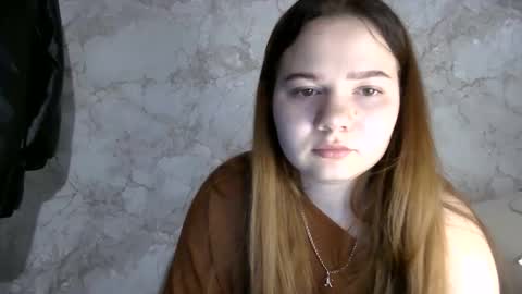 girl_cute07 online show from April 2026 06:41:01 PM