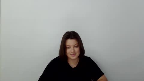 Snapshot of girl_leya chatting on November 2025 08:09:01 PM girl_leya online show from November 2025 08:09:01 PM