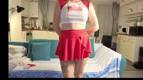 Snapshot of girlfrend10 chatting on December 2025 03:17:01 PM Girlfriend online show from December 2025 03:17:01 PM