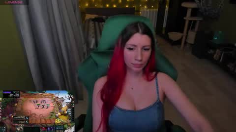 Snapshot of girlfromanothercity chatting on March 2026 06:46:02 PM Meowww online show from March 2026 06:46:02 PM