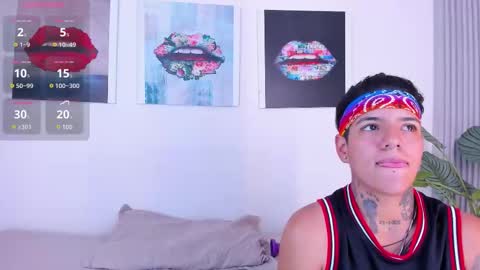 girls_inlove online show from October 2025 11:42:01 AM