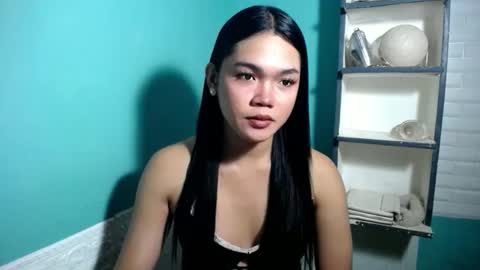Snapshot of girlsweet_preciousxoxo chatting on February 2026 06:06:01 AM Precious online show from February 2026 06:06:01 AM