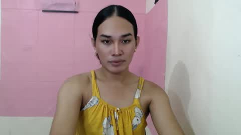 Snapshot of girlthatuneedxxx chatting on December 2024 08:38:02 AM Rhaine online show from December 2024 08:38:02 AM