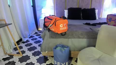     online show from February 2026 11:52:01 AM