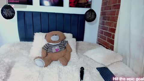  Kylie  online show from February 2026 03:40:01 AM