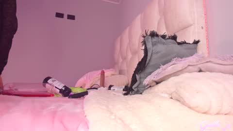 Instagram gisellee  22  online show from March 2025 07:09:02 PM