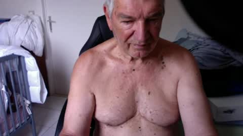 gisse1952m online show from June 2026 08:31:01 AM