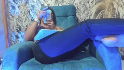 Gissel angel online show from January 2025 11:24:02 PM