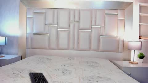 Giselle Tompos online show from April 2026 07:55:01 PM