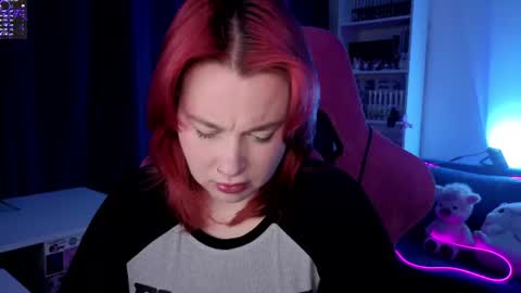 AlexaMillis online show from June 2026 09:52:01 PM