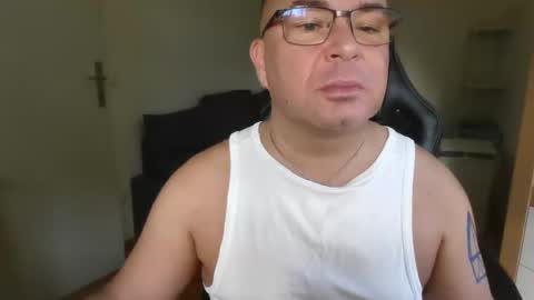 Snapshot of giulio203 chatting on September 2025 08:30:02 AM giulio203 online show from September 2025 08:30:02 AM