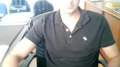 giuseppevai1 online show from September 2025 11:11:01 AM