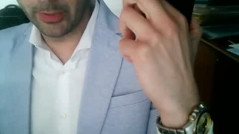 giuseppevai1 online show from March 2026 03:30:01 PM