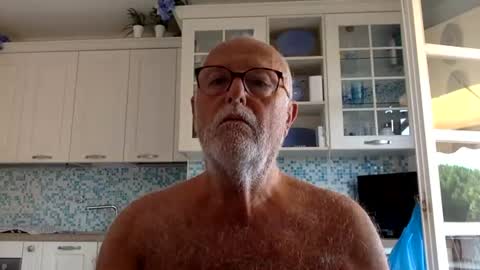giutomma930394 online show from June 2026 12:30:01 PM