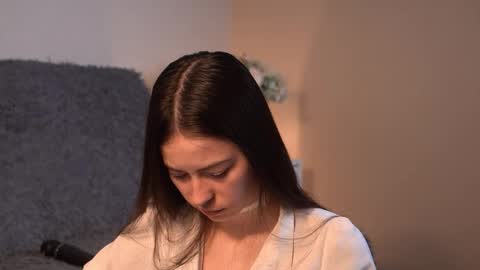 Agness online show from February 2026 02:36:01 PM