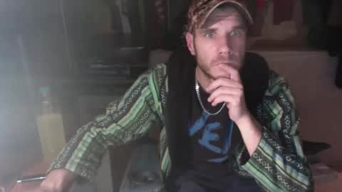 Snapshot of gizmomaster chatting on October 2025 09:22:01 PM dutch rave guy c2c dutch online show from October 2025 09:22:01 PM