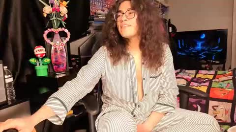 glaceon9 online show from February 2025 12:22:01 PM