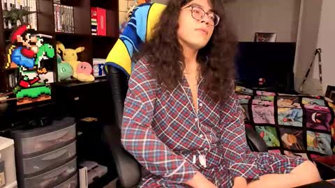 glaceon9 online show from November 2025 02:05:02 PM