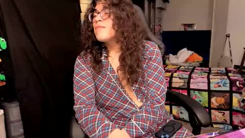 glaceon9 online show from December 2025 10:20:02 AM