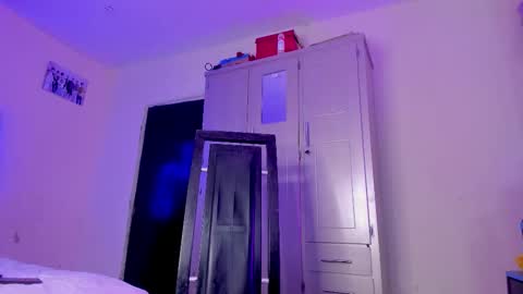 Snapshot of glader_guy chatting on November 2025 10:20:02 PM only for you bby online show from November 2025 10:20:02 PM