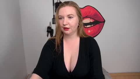 Nikki online show from October 2025 03:57:02 PM