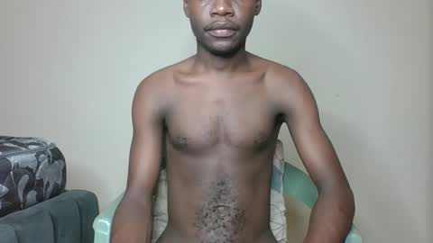 Snapshot of glane_ chatting on January 2025 03:29:02 AM James online show from January 2025 03:29:02 AM