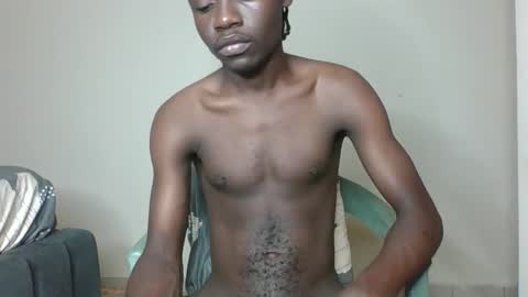 Snapshot of glane_ chatting on January 2025 03:23:02 AM James online show from January 2025 03:23:02 AM