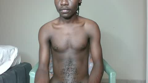 Snapshot of glane_ chatting on January 2025 10:28:01 AM James online show from January 2025 10:28:01 AM