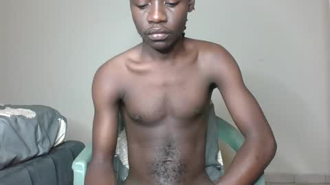 Snapshot of glane_ chatting on February 2025 02:25:02 AM James online show from February 2025 02:25:02 AM