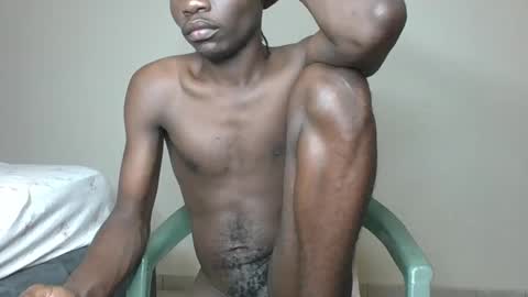 Snapshot of glane_ chatting on February 2025 10:49:02 AM James online show from February 2025 10:49:02 AM