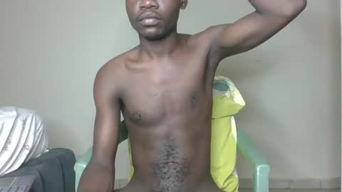 Snapshot of glane_ chatting on March 2025 04:28:01 AM James online show from March 2025 04:28:01 AM