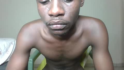 Snapshot of glane_ chatting on March 2025 07:35:02 AM James online show from March 2025 07:35:02 AM