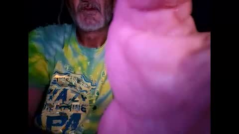 Snapshot of glen311 chatting on April 2026 12:53:01 AM glen311 online show from April 2026 12:53:01 AM
