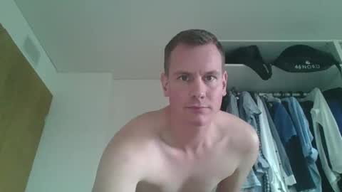 Snapshot of glen_1987 chatting on December 2024 12:39:02 PM Mike 1987 online show from December 2024 12:39:02 PM