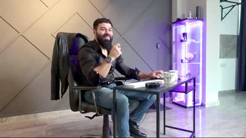 Matthew .. for short call me Matt online show from December 2024 10:50:02 AM