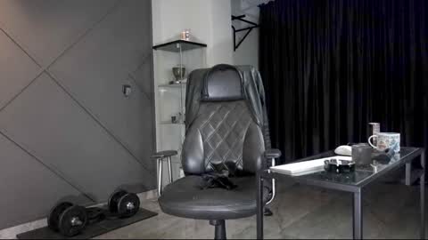 Matthew .. for short call me Matt online show from December 2024 03:48:02 PM