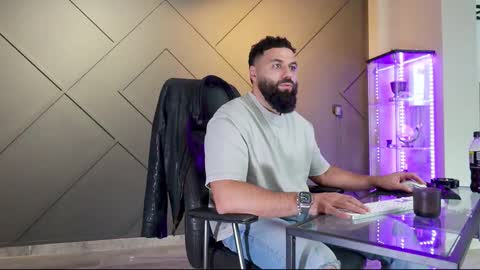 Matthew .. for short call me Matt online show from March 2025 10:45:02 AM