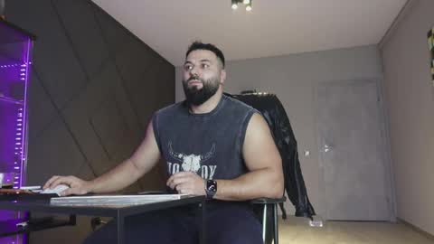 Matthew .. for short call me Matt online show from January 2026 07:08:01 PM