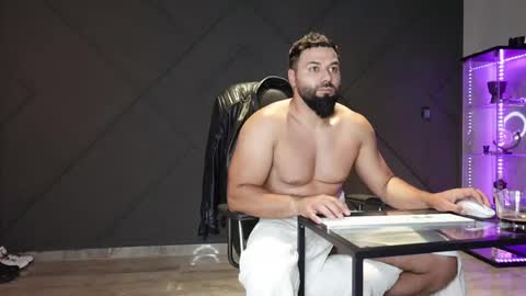 Matthew .. for short call me Matt online show from May 2026 07:54:02 PM