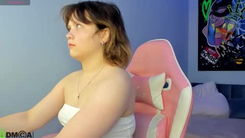 glimmer_goddesss online show from September 2025 08:27:01 AM