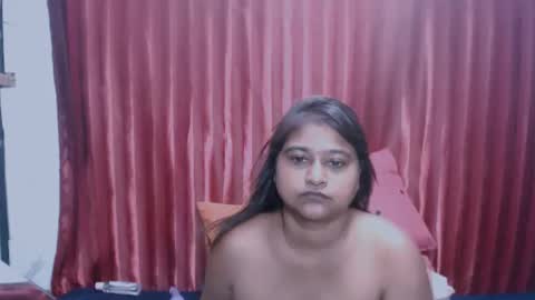 glitter candy online show from February 2026 09:41:02 AM