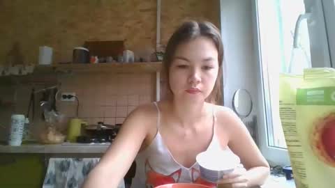 Snapshot of glitter_doll chatting on January 2025 09:23:02 AM glitter_doll online show from January 2025 09:23:02 AM