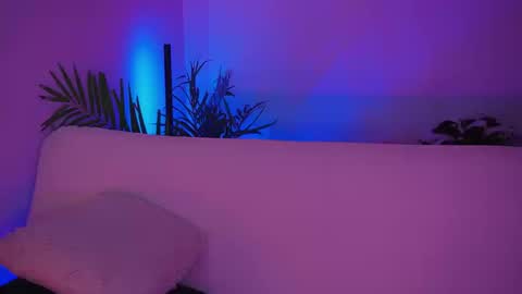 Mimi online show from March 2026 09:21:01 PM